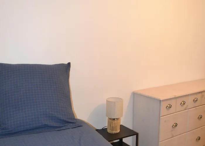 La Blanche Des Marais, Maison De